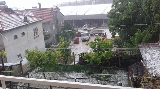 Çameli’de Dolu Şoku Yaşandı