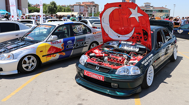 Modifiye Araç Tutkunları Denizli’de Buluştu