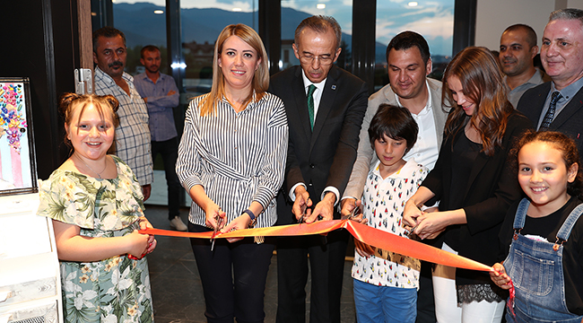 Özel Öğrencileri Mezun Oldu