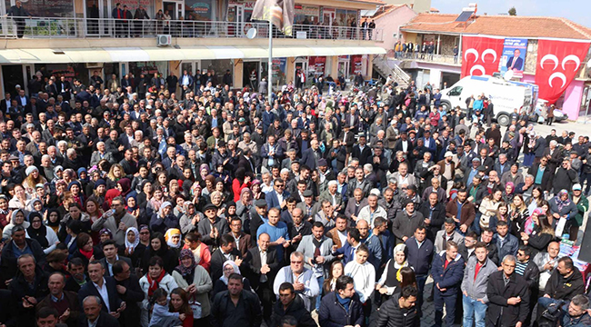 ÇAL'DA DÜĞÜN GİBİ AÇILIŞ