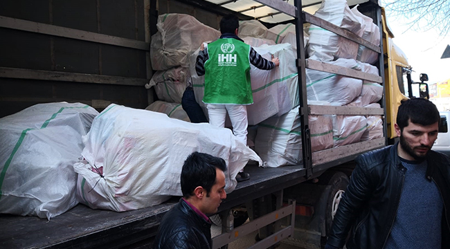DENİZLİ İHH'NIN 22. YARDIM TIRI YOLA ÇIKTI