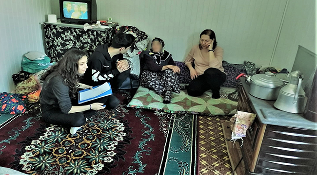 TORUNLARDAN BÜYÜKLERİNE ZİYARET