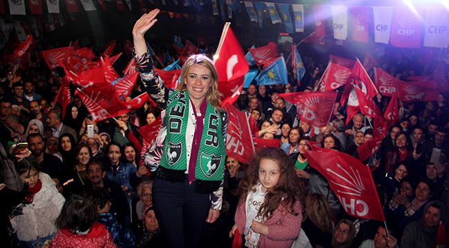 YÜZLERCE MERKEZEFENDİLİ MİTİNGE AKIN ETTİ