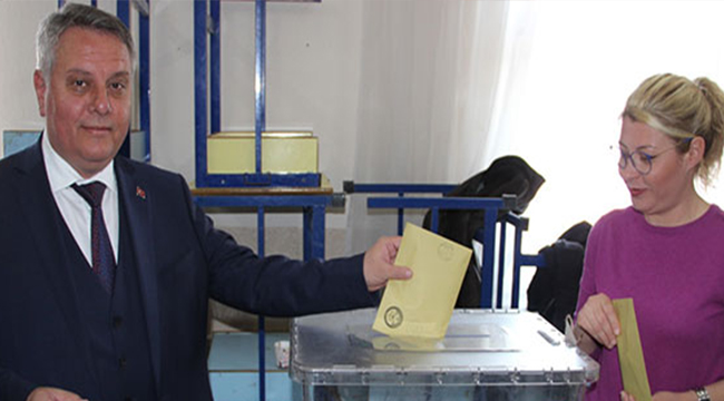 BAHTİYAR OYUNU EŞİ İLE BİRLİKTE KULLANDI