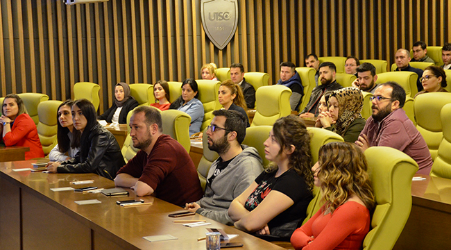DENiB Akademi'den Diksiyon Ve Hitabet Eğitimi