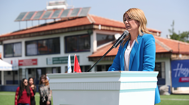 Başkan Abladan Çocuklara Sürpriz