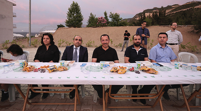 Rektör Bağ, Pamukkale Teknokent Ailesi ile İftarda Buluştu
