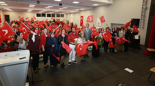 KADIN MECLİSİ’NDEN “KAHRAMANLIK TÜRKÜLERİ”
