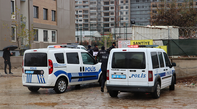 VİNCE VE APARTMANIN ÇATISINA ÇIKTILAR