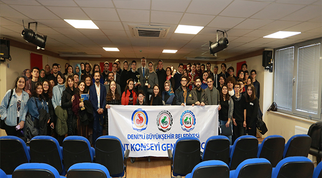 MÜNAZARA TURNUVASI’NDA ÖDÜLLER SAHİPLERİNİ BULDU