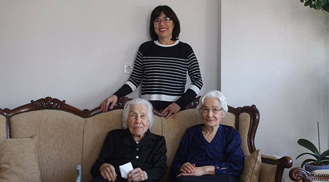 CUMHURİYET’İN İLK ÖĞRETMENLERİNDENDİ
