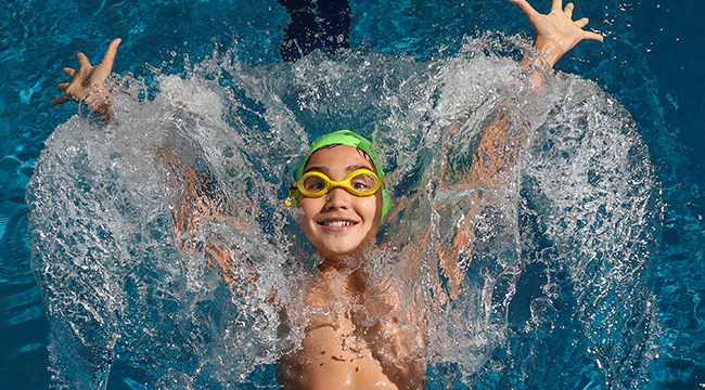 KAPALI YÜZME HAVUZLARI 100 BİNLER KULÜBÜNDE