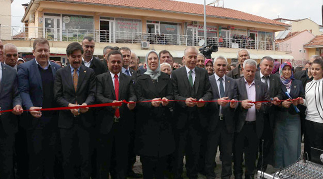 ÇAL'DA DÜĞÜN GİBİ AÇILIŞ