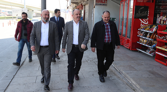 BAŞKAN GÜRLESİN MAHALLE GEZİLERİNİ SÜRDÜRÜYOR