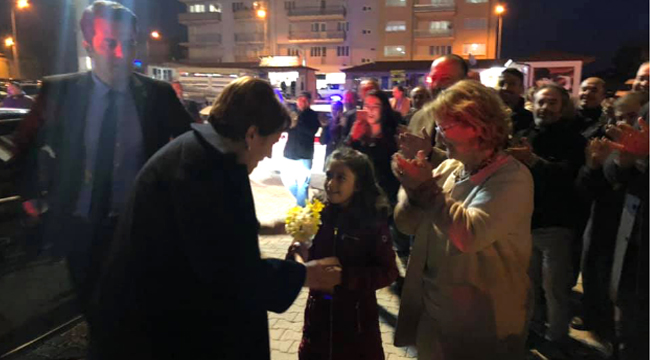 AKŞENER İLÇELERİ ZİYARET EDİYOR