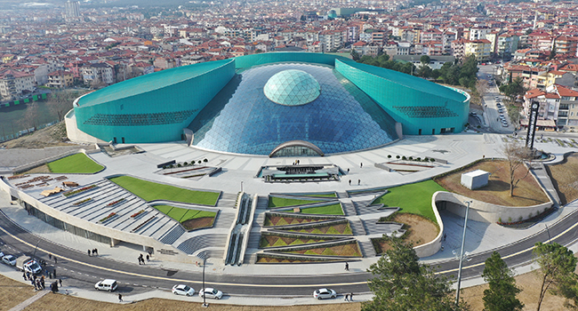 BÜYÜKŞEHİR’DEN DEV TESİSE YAKIŞIR AÇILIŞ
