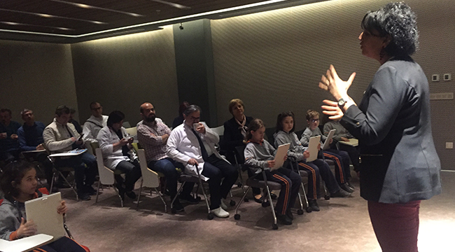 BİLNET ÖĞRENCİLERİNDEN DOKTORLARA SÜRPRİZ KUTLAMA