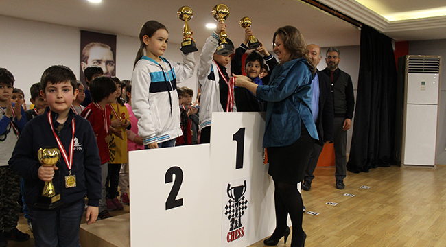 DOĞA KOLEJİ SATRANÇ TURNUVASI