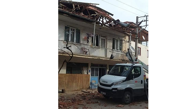 MUHTAR BİÇER: 5 EV YIKILDI,HASARLI OLANLARDA VAR"