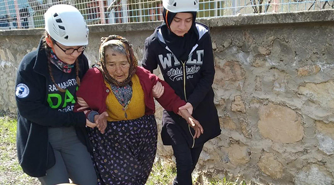 PAÜ DAK EKİBİ ACIPAYAM’DA