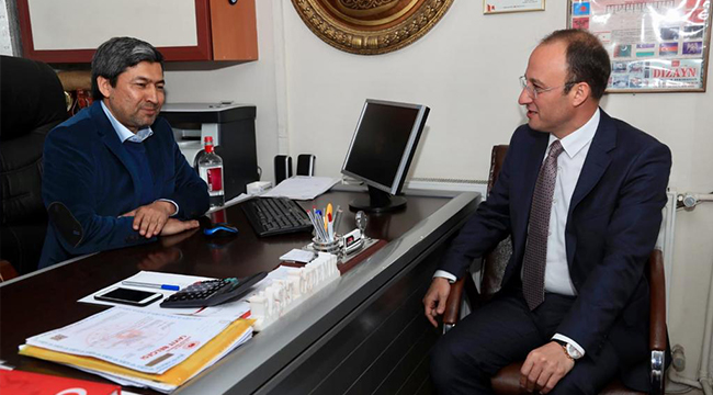 ÖRKİ RUHSATLARI BİZZAT TAKDİM ETTİ
