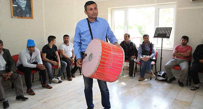 Pamukkale Belediyesi’nden Davulculara Eğitim