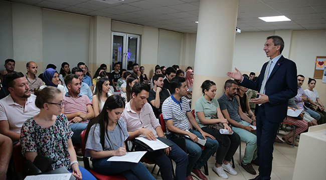Evlilik Okulu’nda 40 Çifte Sertifikaları Verildi