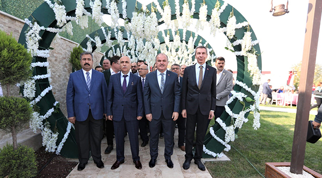 PAMUKKALE’DEN PINARKENT’E KIR DÜĞÜN SALONU