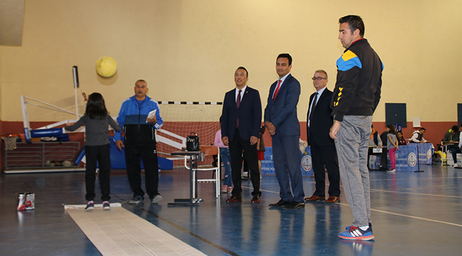 ÇAL'DA SPORTİF YETENEK TARAMASI YAPILDI