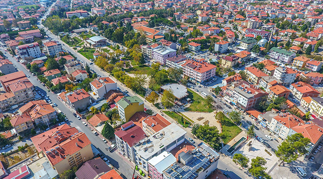 ÇİVRİL MEYDANINA KAVUŞTU
