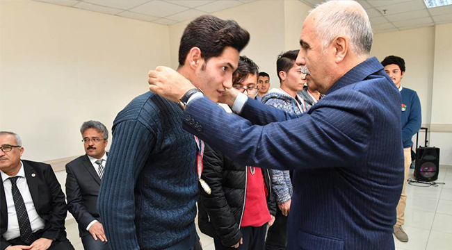 VALİ KARAHAN, ÇAMELİ İLÇESİ'Nİ ZİYARET ETTİ
