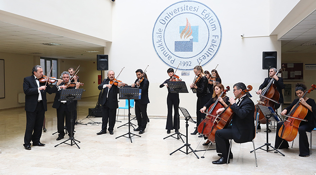 DERS ARASI KONSERLE YENİ YILA MERHABA