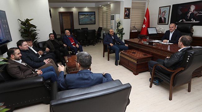 BAŞKAN GÜRLESİN MÜSİAD YÖNETİMİNİ AĞIRLADI