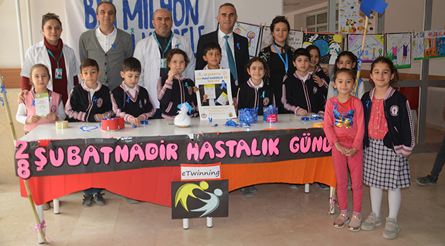 1 MİLYON MAVİ KURDELE ETKİNLİĞİ