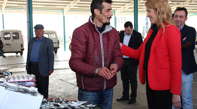 DOĞAN'DAN MİTİNG GİBİ TOPLANTI