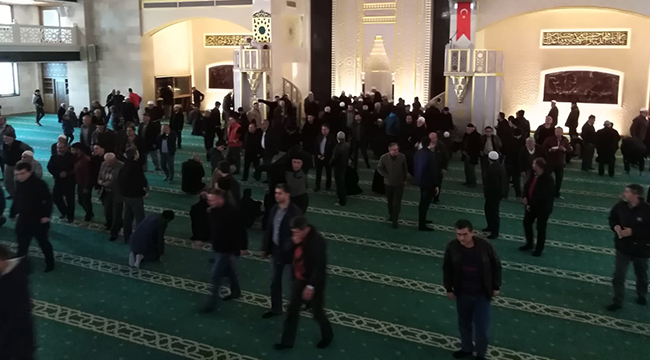ÇANAKKALE ŞEHiTLERi iÇiN SABAH NAMAZI BULUŞMASI