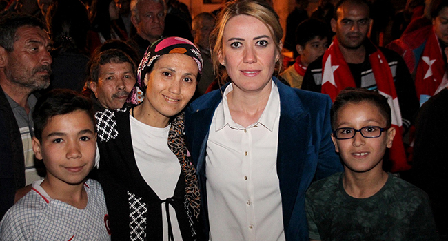 ÜLKÜCÜ CAMİANIN ÖNEMLİ İSMİ YARIMCA'DAN NET DESTEK!