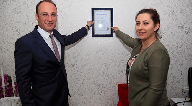 ÖRKİ RUHSATLARI BİZZAT TAKDİM ETTİ