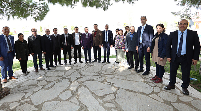 Kırgızistan ile Üç Anlaşma Birden