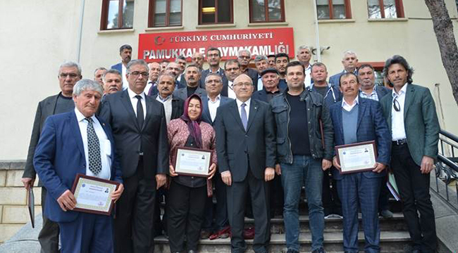 Görevi Sona Eren Muhtarlara Teşekkür Plaketi