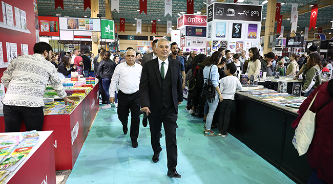 Kitap Fuarı'na Rekor Katılım