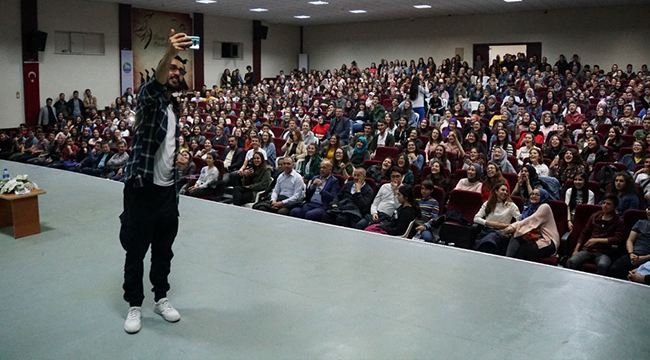 GRİ KOÇ ÇİVRİL’DE ÖĞRENCİLERLE BİR ARAYA GELDİ