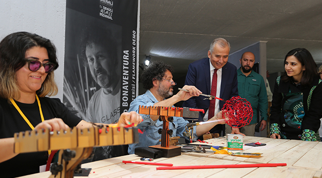 Türkiye’nin İlk Ve Tek Cam Bienali Gün Sayıyor