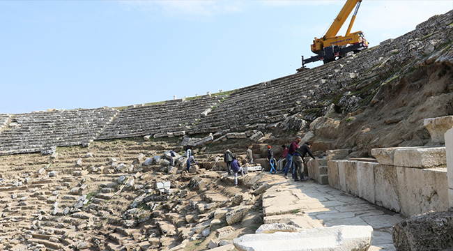 Laodikya Tiyatrosu Tamamen Ayağa Kaldırılacak