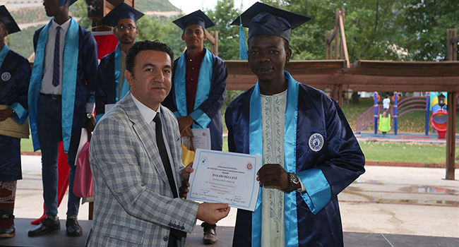 Türkçe Öğrendiler C1 Sertifikalarını Aldılar