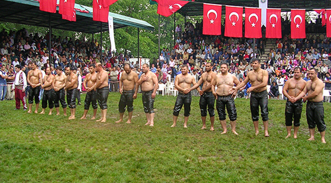 HONAZ 43.YAĞLI PEHLİVAN GÜREŞLERİNE HAZIR