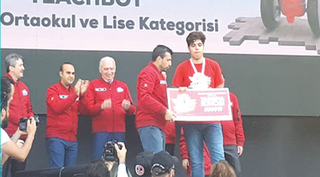 ÜNLÜ VE EKİBİNİN PROJESİ ÇOK BEĞENİLDİ
