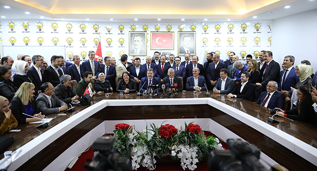 KENDİSİNİ DESTEKLEYEN HERKESE TEŞEKKÜR ETTİ