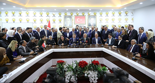 KENDİSİNİ DESTEKLEYEN HERKESE TEŞEKKÜR ETTİ