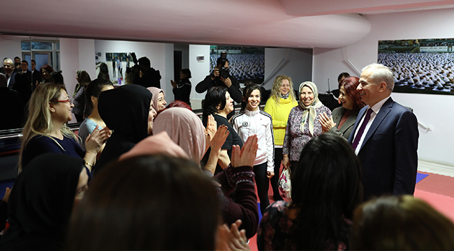 DENİZLİLİ KADINLARIN PİLATES VE ZUMBA MERAKI